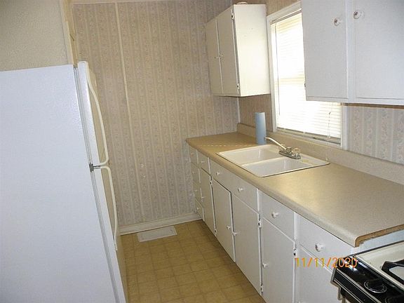 4th image of 4407 Osborne St