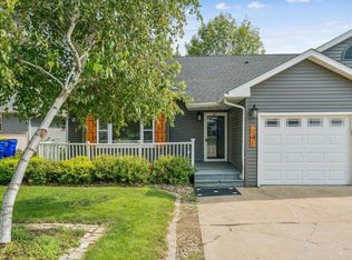 611 W Sovers St, Solon, IA 52333