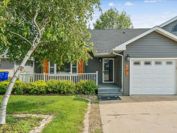 611 W Sovers St, Solon, IA 52333