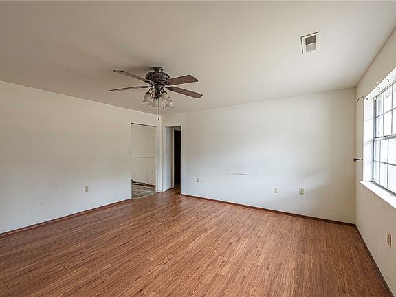 4th image of 662 Lake Sequoyah Dr