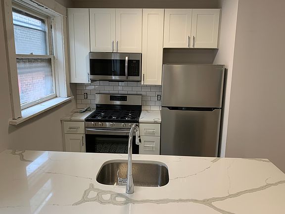 2nd image of 2045 Maury Ave #1