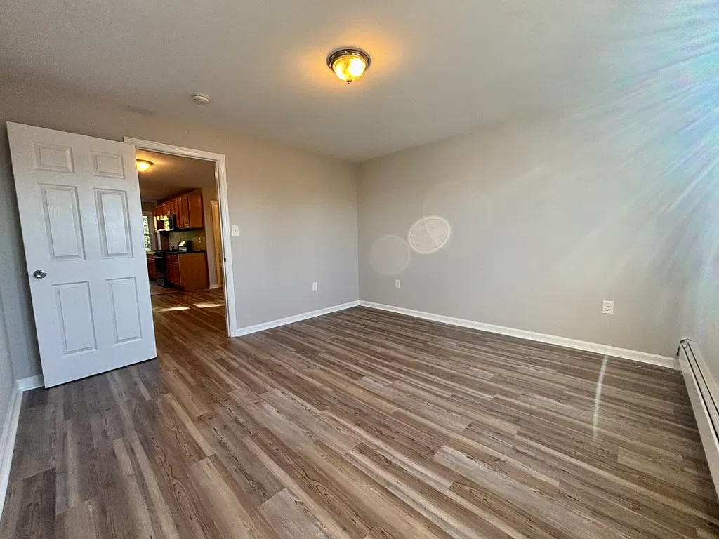1 bed, $1,800 — Photo 2