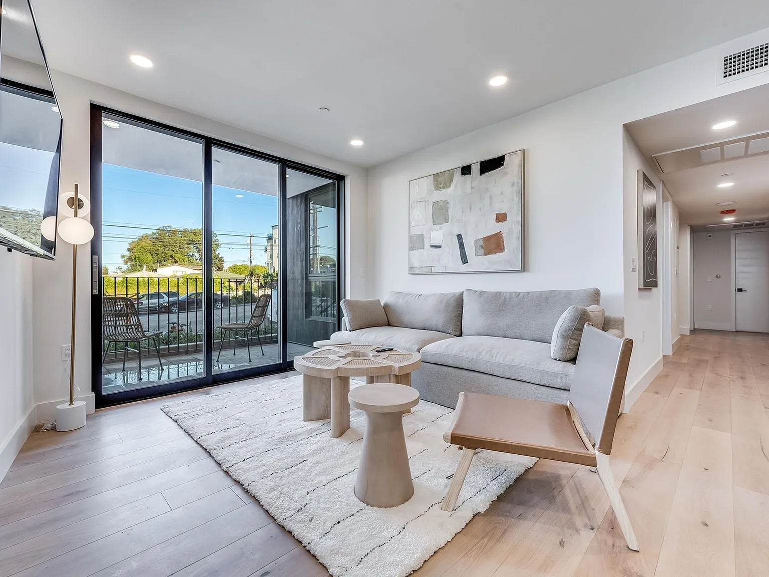 Centinela by Category — Photo 1