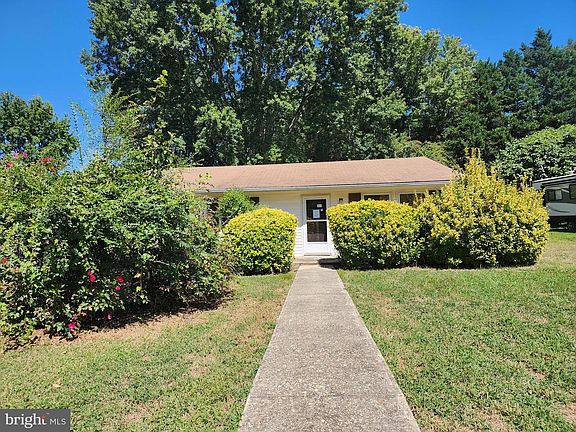 3rd image of 29506 Golton Dr