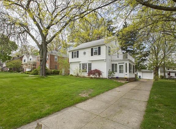 2nd image of 2744 Lakeview Ave