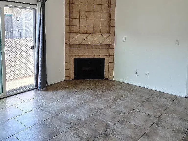 12650 Lakeshore Dr #158 — Photo 11