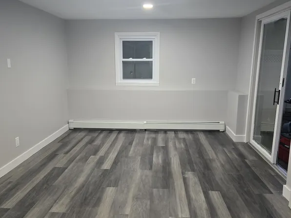 24 New St APT A, Pequannock, NJ 07440