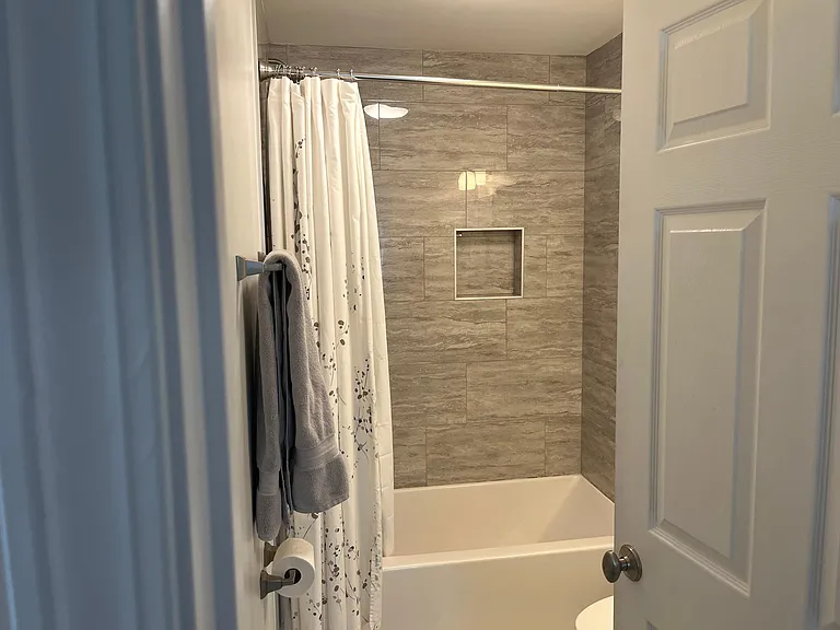 85 Orchard St — Photo 17