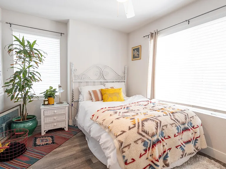 5565 W 10th Ave — Photo 10
