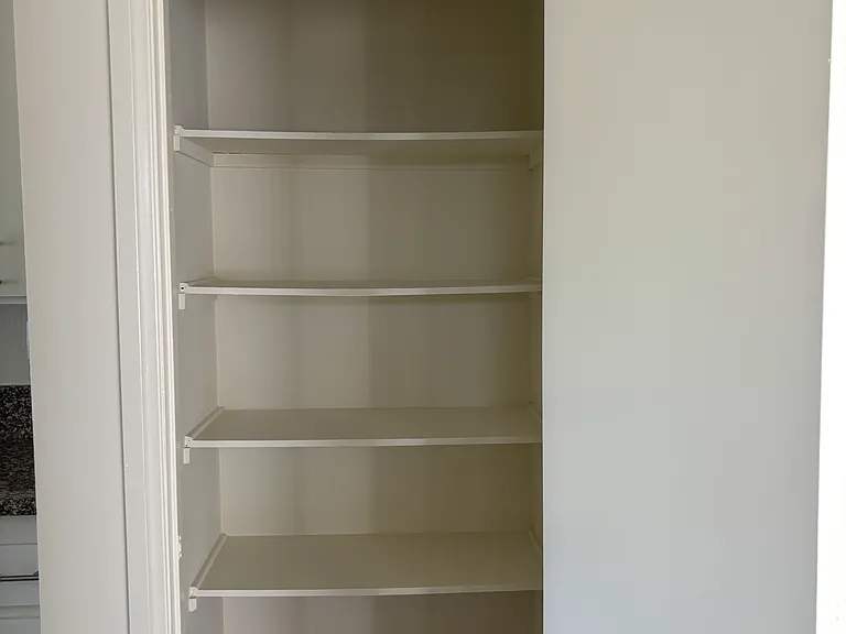 Stoneridge Apartments — Photo 18