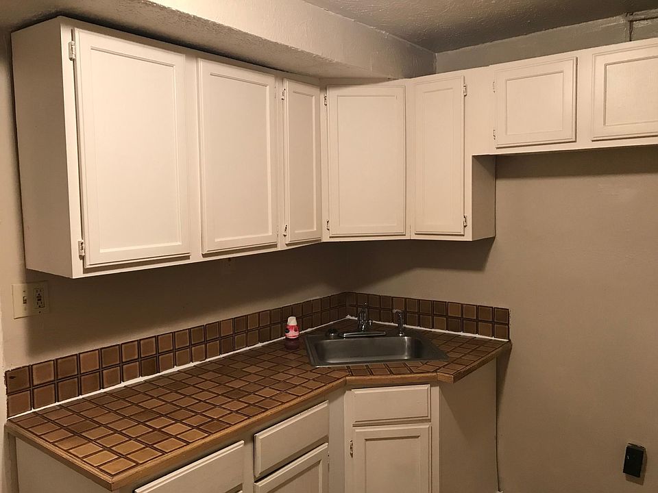 1st image of 994 Cleveland Ave APT 7