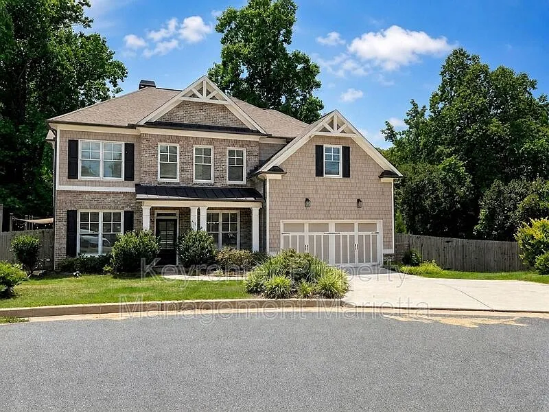 5 bed, 3.5 bath, 2861 sqft, $3,400 — Photo 4