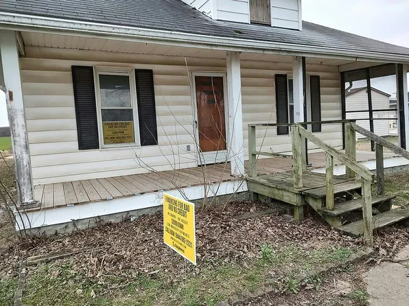 220 S Main St, Griffin, IN 47616