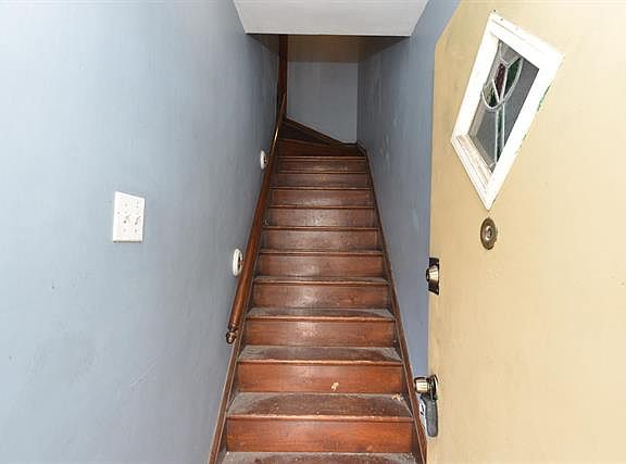 3rd image of 6729 Vermont Ave