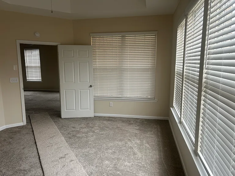 101 Brentmoor Pl — Photo 18