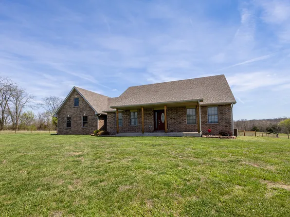 5720 N Kircher Rd, Columbia, MO 65202
