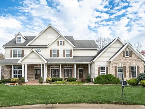 872 Tara Manor Ct, Chesterfield, MO 63005