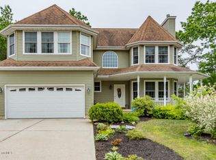 273 Atlantis Ave, Manahawkin, NJ 08050