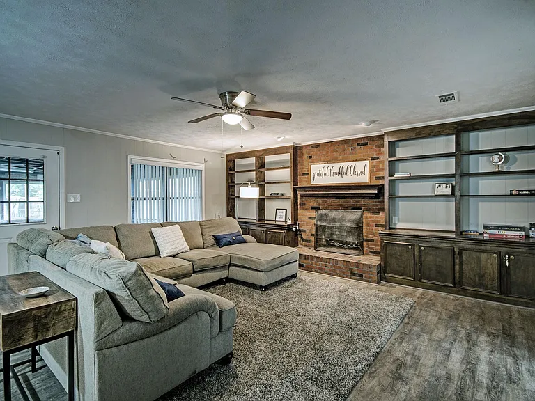 134 Meadowdale Dr — Photo 28