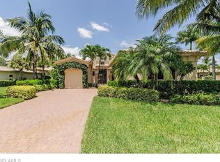 18132 Lagos Way, Naples, FL 34110