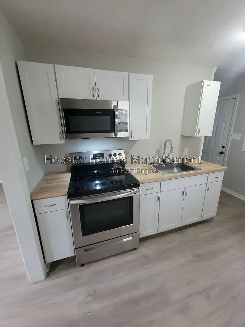 2 bed, 1.0 bath, 933 sqft, $1,095 — Photo 4