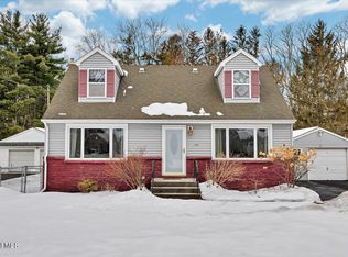 101 Waterman Avenue, Colonie, NY 12205