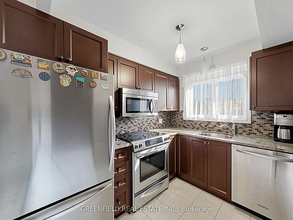 4th image of 87 Mulholland Ave