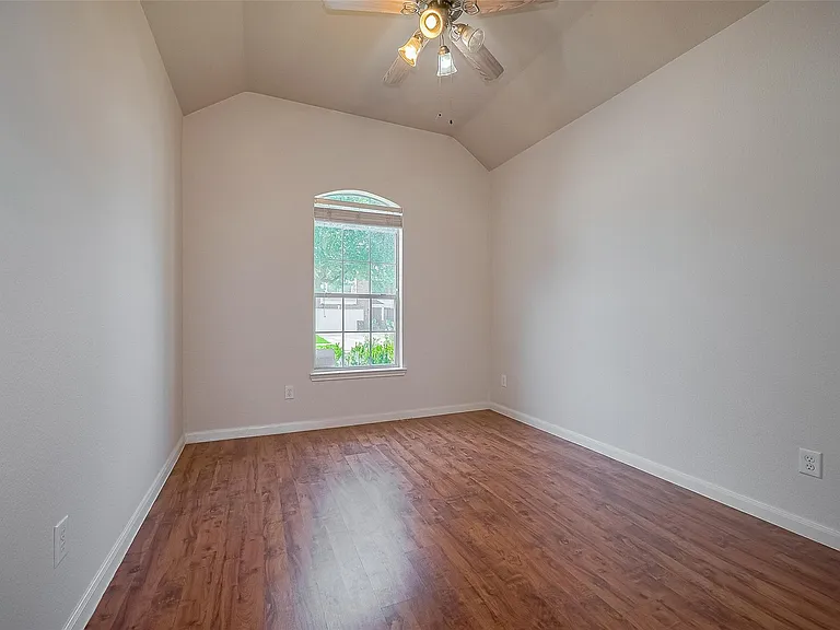 21406 Rioja Bluff Ln — Photo 14