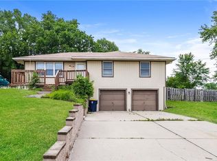 6344 NE Pleasant Valley Rd, Kansas City, MO 64119