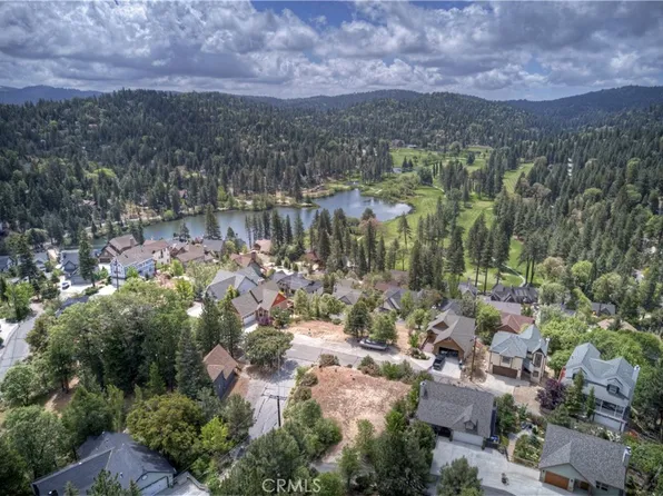 810 Marin Ln, Lake Arrowhead, CA 92352