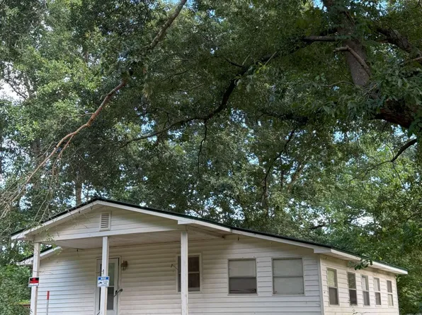 4521 E Hall Rd, Gainesville, GA 30507