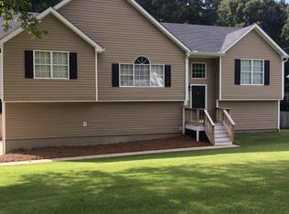 4217 Sterling Pointe Dr, Douglasville, GA 30135