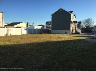 1962 E Railway Ave, Seaside Heights, NJ 08751