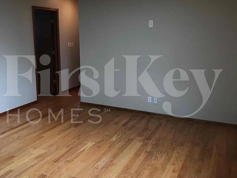 155 Berkshire Dr — Photo 18