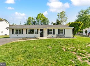 4111 Keswick Rd, Alexandria, VA 22309