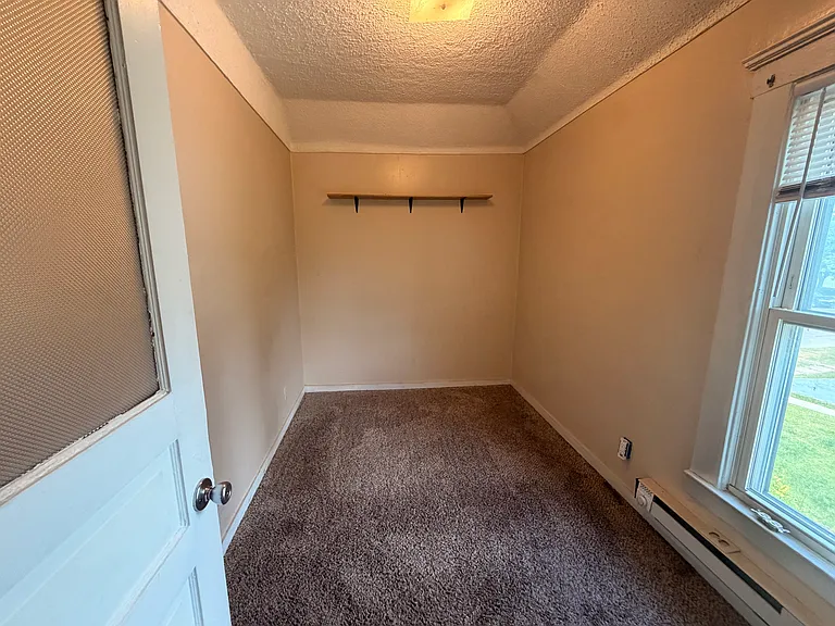 212 Craton St #3 — Photo 10