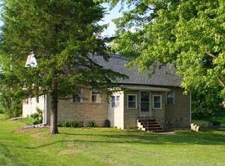 N1684 Poplar Grove Rd, Watertown, WI 53098
