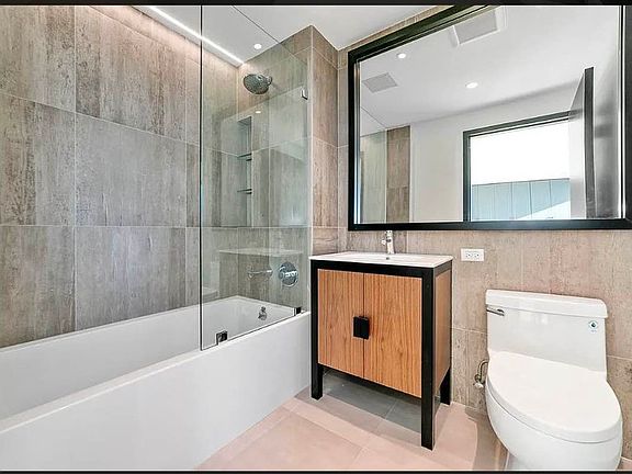 5th image of 1134 Fulton St APT 9T