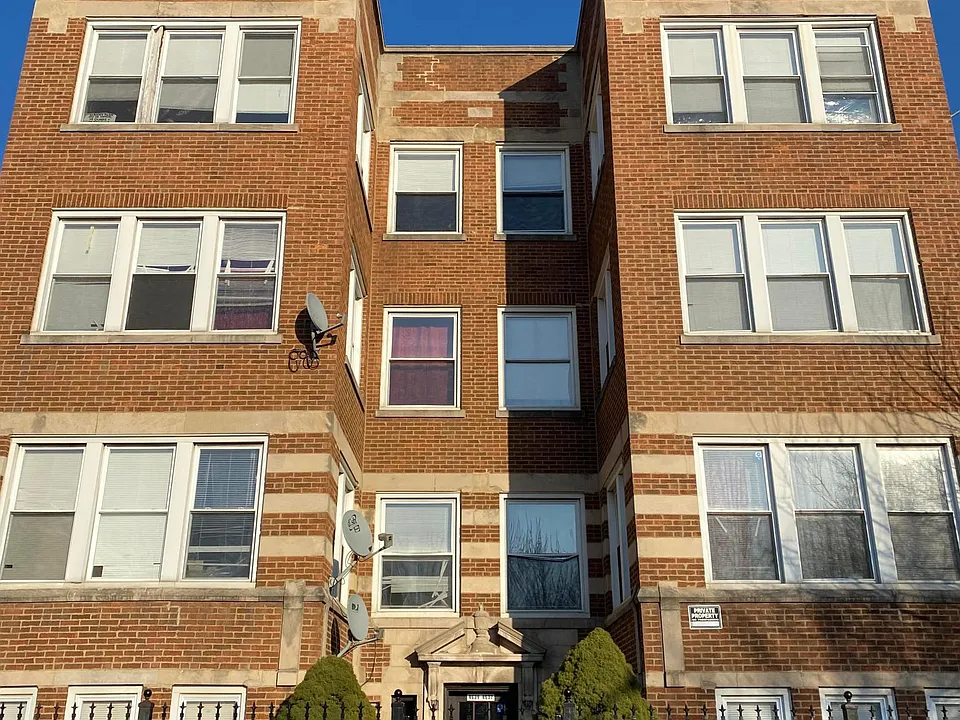 4639 N Lawndale Ave #3