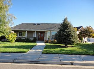 1085 Pumpkin Rdg, Eagle Point, OR 97524