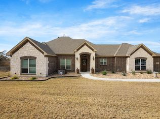 1552 County Road 2395, Alvord, TX 76225