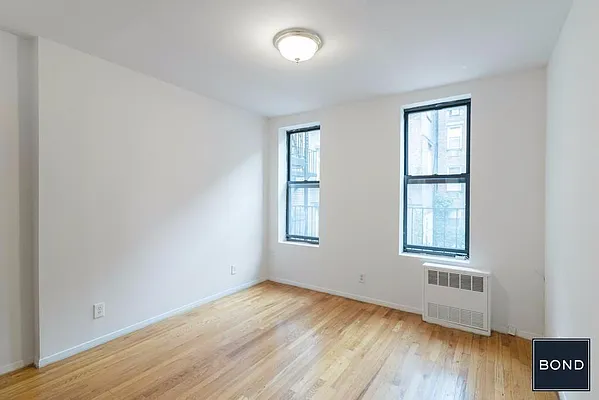 Rented by Bond New York | media 7