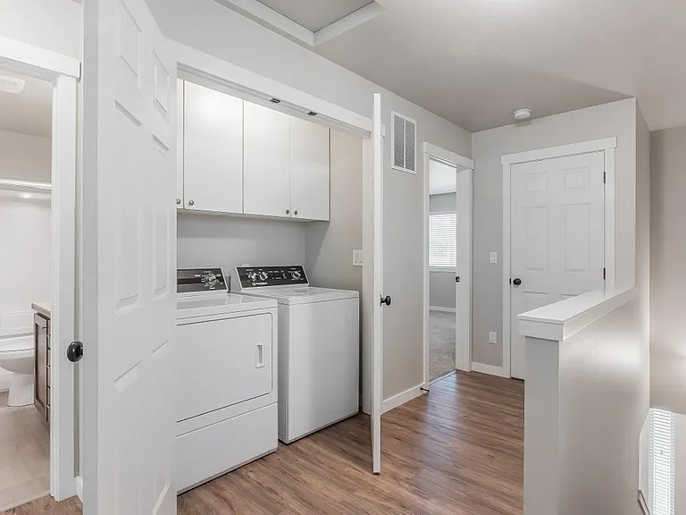 2844 N Carriage Ct — Photo 10