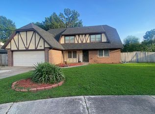 9810 E 37th Ct, Tulsa, OK 74146