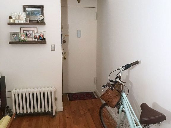5th image of 316 W 93rd St #4B