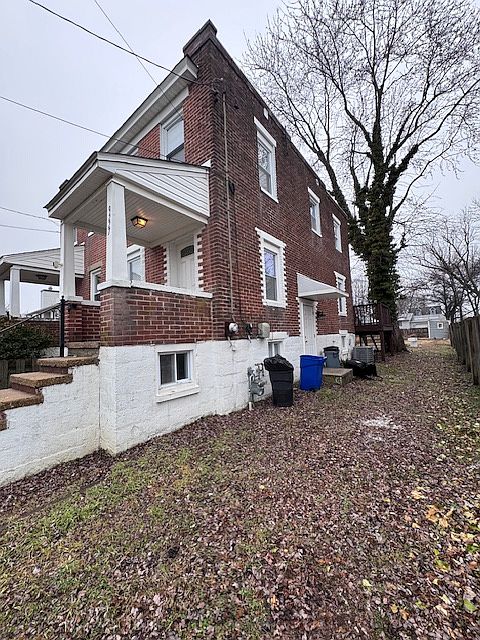 1st image of 9227 N Point Rd