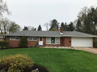 1621 Dunkeith Dr NW, Canton, OH 44708