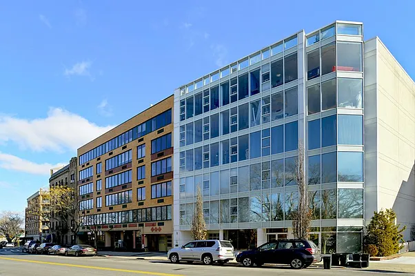 Sold by Dwell Residential Inc | media 30