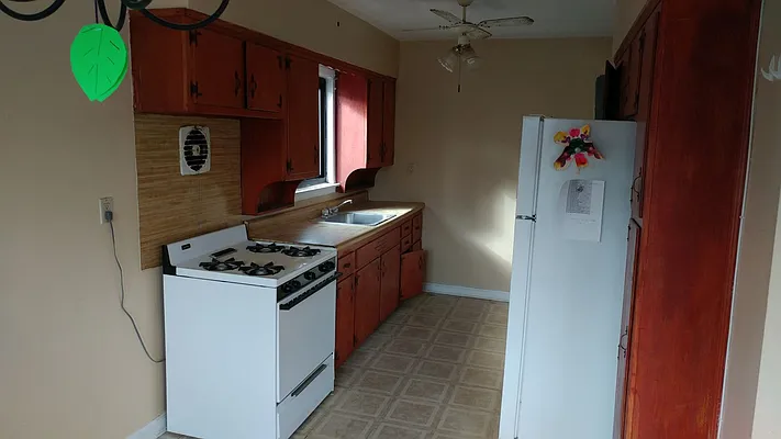 Rented by Metroline Realty | media 15