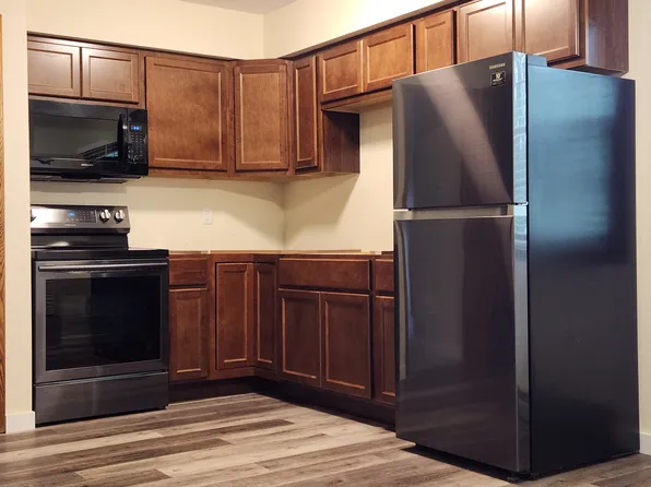 W156N11357 Pilgrim Rd, Germantown, WI